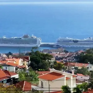 https://casa-de-ferias-dos-marmeleiros.madeira-islandshotels.com