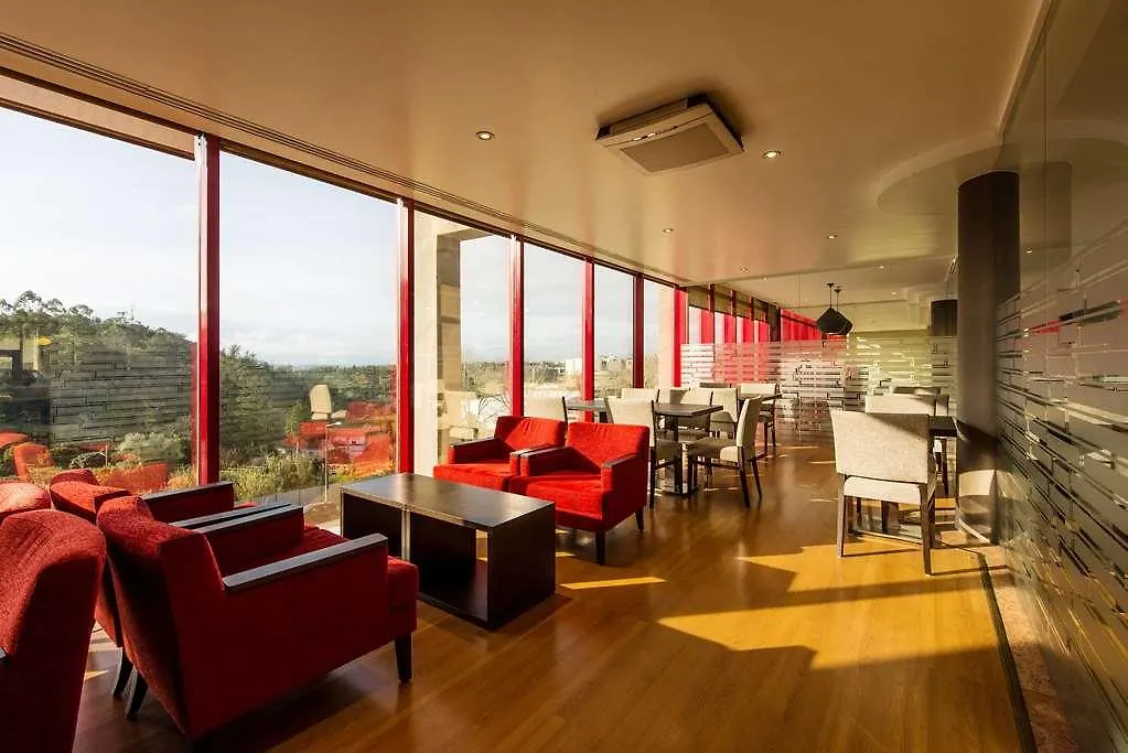 Hotel Coimbra Aeminium, Affiliated By Melia 4*,  פורטוגל